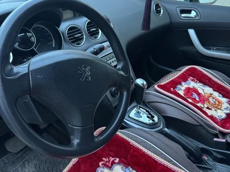 Peugeot 308, 2011 — photo 4