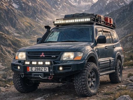 Mitsubishi Montero, 2001 — 照片 1