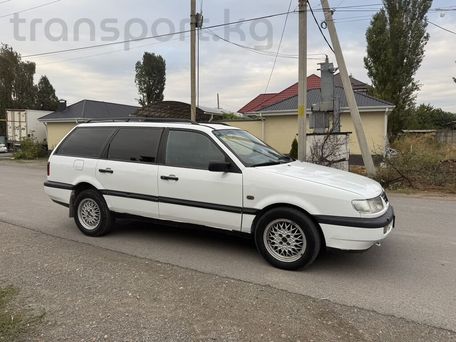Volkswagen Passat, 1993 — фото 5