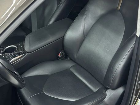 Toyota Camry, 2018 — 照片 11