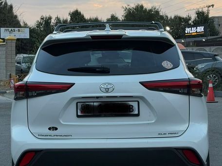 Toyota Highlander, 2022 — сүрөт 3