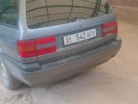 Volkswagen Passat, 1994 — сүрөт 4