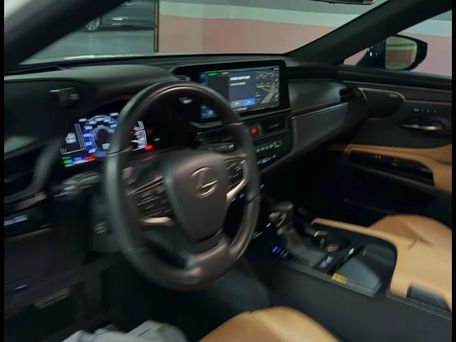Lexus ES, 2022 — photo 8