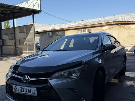 Toyota Camry, 2016
