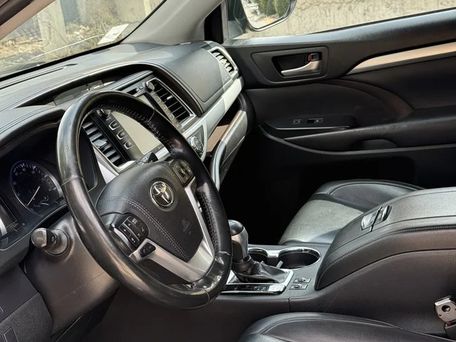 Toyota Highlander, 2019 — photo 7