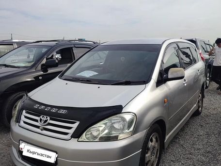 Toyota Ipsum, 2002 — photo 1