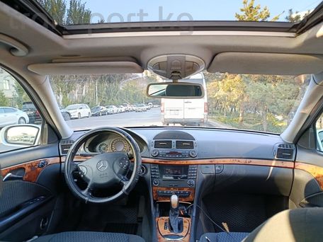 Mercedes-Benz E-Class, 2003 — photo 7