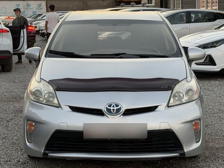 Toyota Prius, 2015 — фото 2
