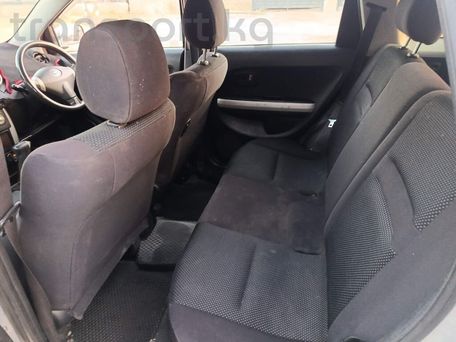 Toyota Ist, 2003 — photo 13