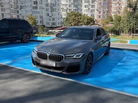 BMW 5 серии, 2022