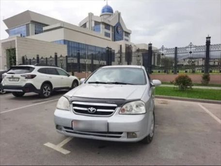 Daewoo Lacetti, 2009 — 照片 1