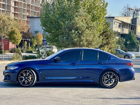 BMW 5 Series, 2020 — photo 3