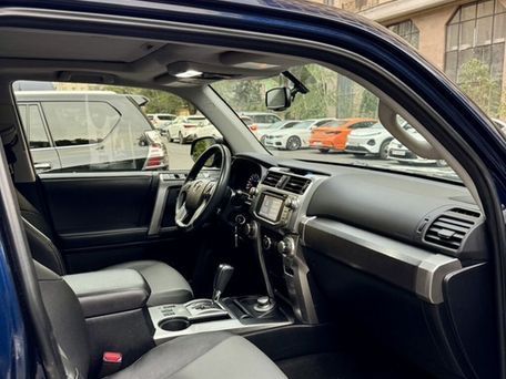 Toyota 4Runner, 2019 — 照片 9