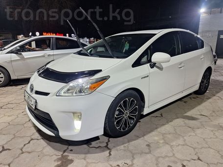 Toyota Prius, 2015 — фото 6