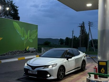 Toyota Camry, 2020 — photo 4