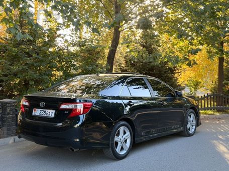 Toyota Camry, 2012 — 照片 2