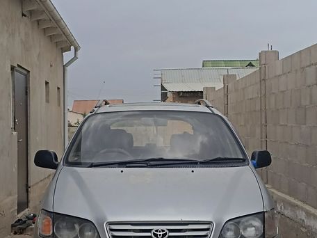 Toyota Ipsum, 1996 — 照片 2