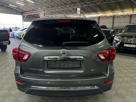 Nissan Pathfinder, 2020 — 照片 5
