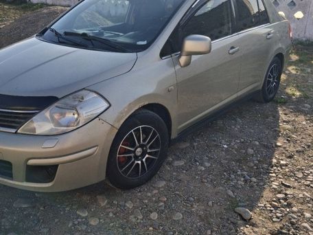 Nissan Tiida, 2008 — photo 1