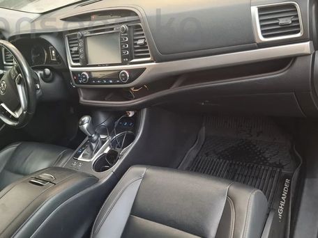 Toyota Highlander, 2019 — photo 3