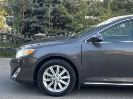 Toyota Camry, 2012 — 照片 3