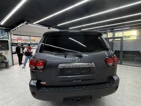 Toyota Sequoia, 2017 — photo 4