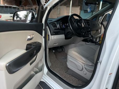 Kia Carnival, 2019 — сүрөт 8