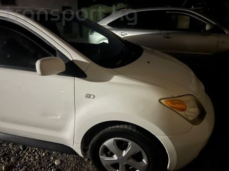 Toyota Ist, 2003 — 照片 3