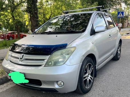 Toyota Ist, 2003 — photo 1