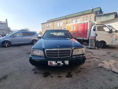 Mercedes-Benz C-Класс, 1994 — 照片 2