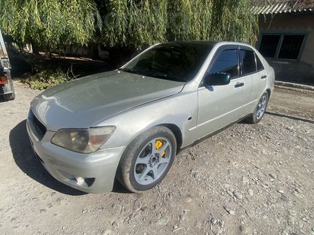 Lexus IS, 2002 — 照片 2