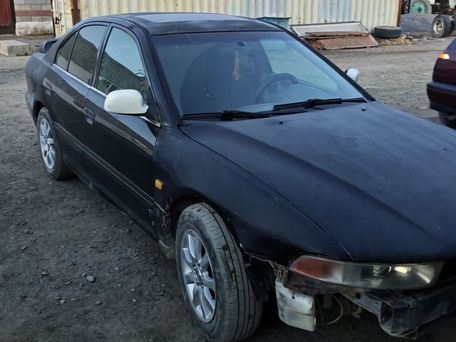Mitsubishi Galant, 2002 — 照片 1