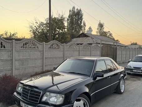 Mercedes-Benz E-Класс, 1994 — 照片 1