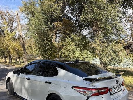 Toyota Camry, 2020 — photo 3
