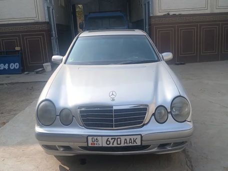 Mercedes-Benz E-Class, 2000 — 照片 3