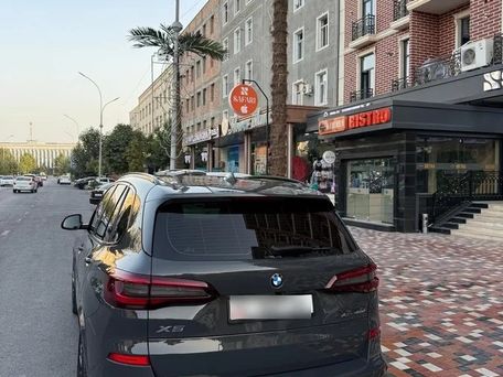 BMW X5, 2022 — сүрөт 2