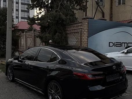 Toyota Camry, 2023 — photo 3