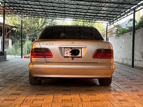 Mercedes-Benz E-Класс, 2002 — сүрөт 6