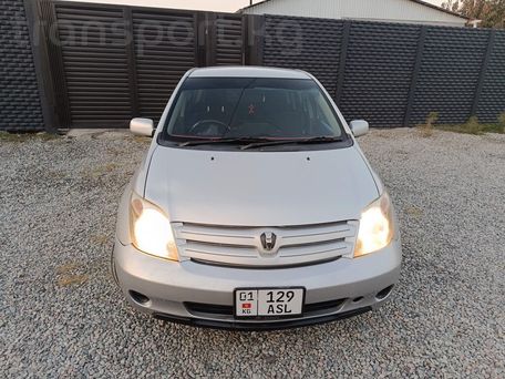Toyota Ist, 2003 — photo 9