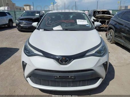Toyota C-HR, 2022 — сүрөт 11