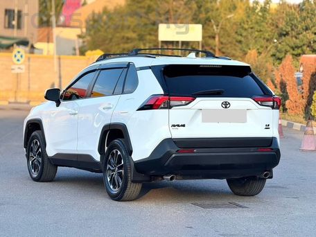Toyota RAV4, 2019 — 照片 2