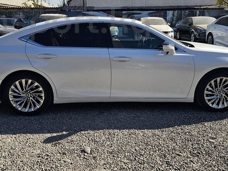 Lexus ES, 2019 — photo 8