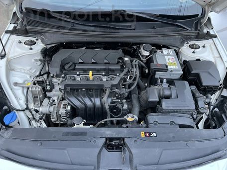 Hyundai Avante, 2021 — photo 12