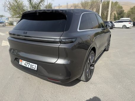 Li Auto (Lixiang) L6, 2024 — 照片 5