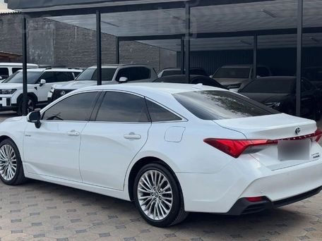 Toyota Avalon, 2018 — фото 6