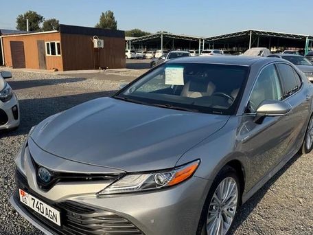Toyota Camry, 2019
