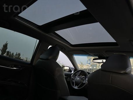 Toyota Camry, 2018 — фото 5