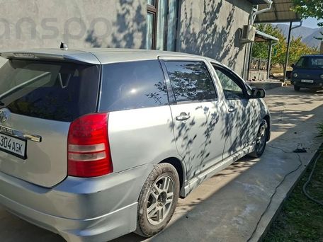 Toyota Wish, 2003 — сүрөт 2