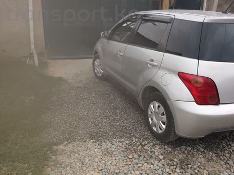 Toyota Ist, 2003 — сүрөт 3