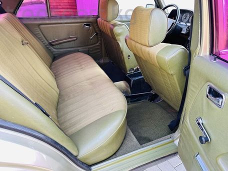Mercedes-Benz E-Class, 1981 — photo 10